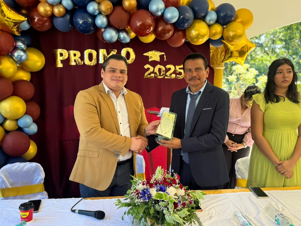 Diputado Caleb Navarro, padrino de la II Promoción de Bachilleres del Complejo Educativo Cantón El Papalón