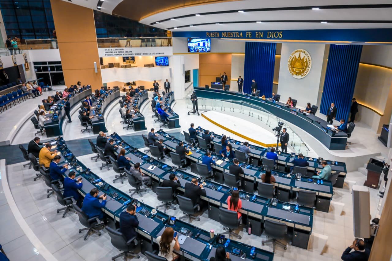 Asamblea aprueba creación de Instituto Especializado de Educación Superior de la FGR
