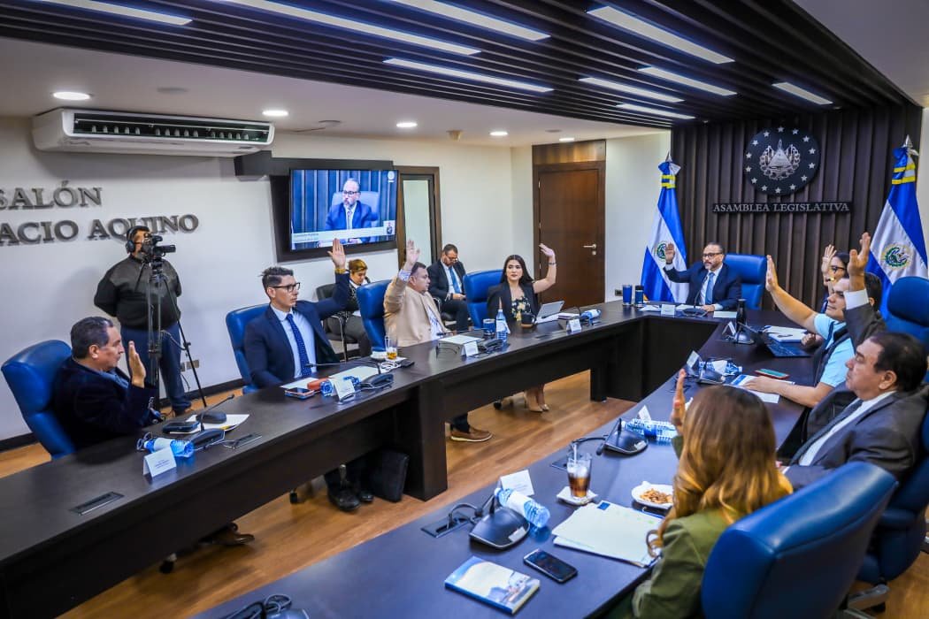 Comisión Política emite dictamen favorable para ratificar cadena perpetua en delitos graves