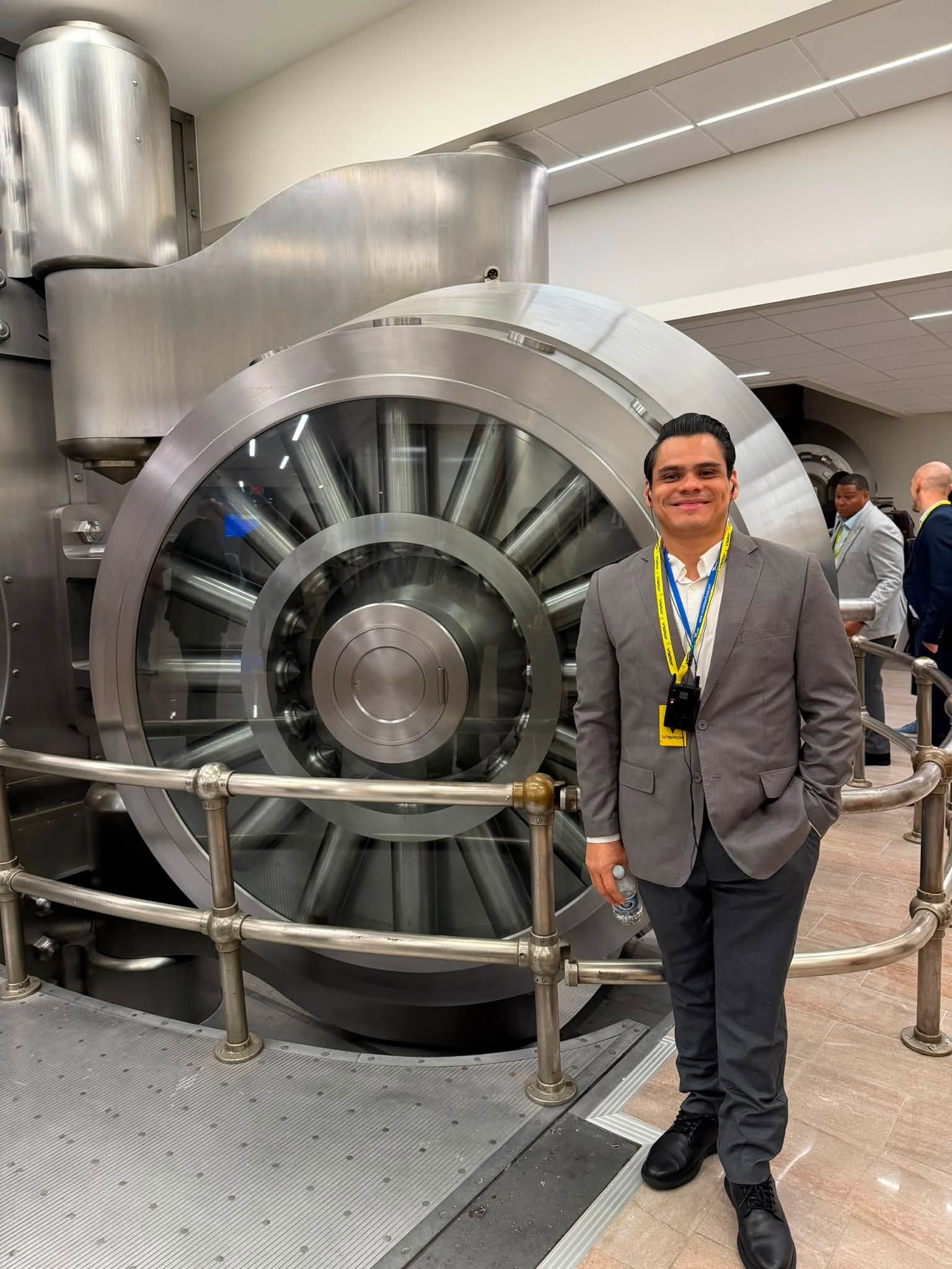 Caleb Navarro durante jornada del IVLP 2026 en la Reserva Federal y el FBI de Cleveland, Ohio, Estados Unidos.